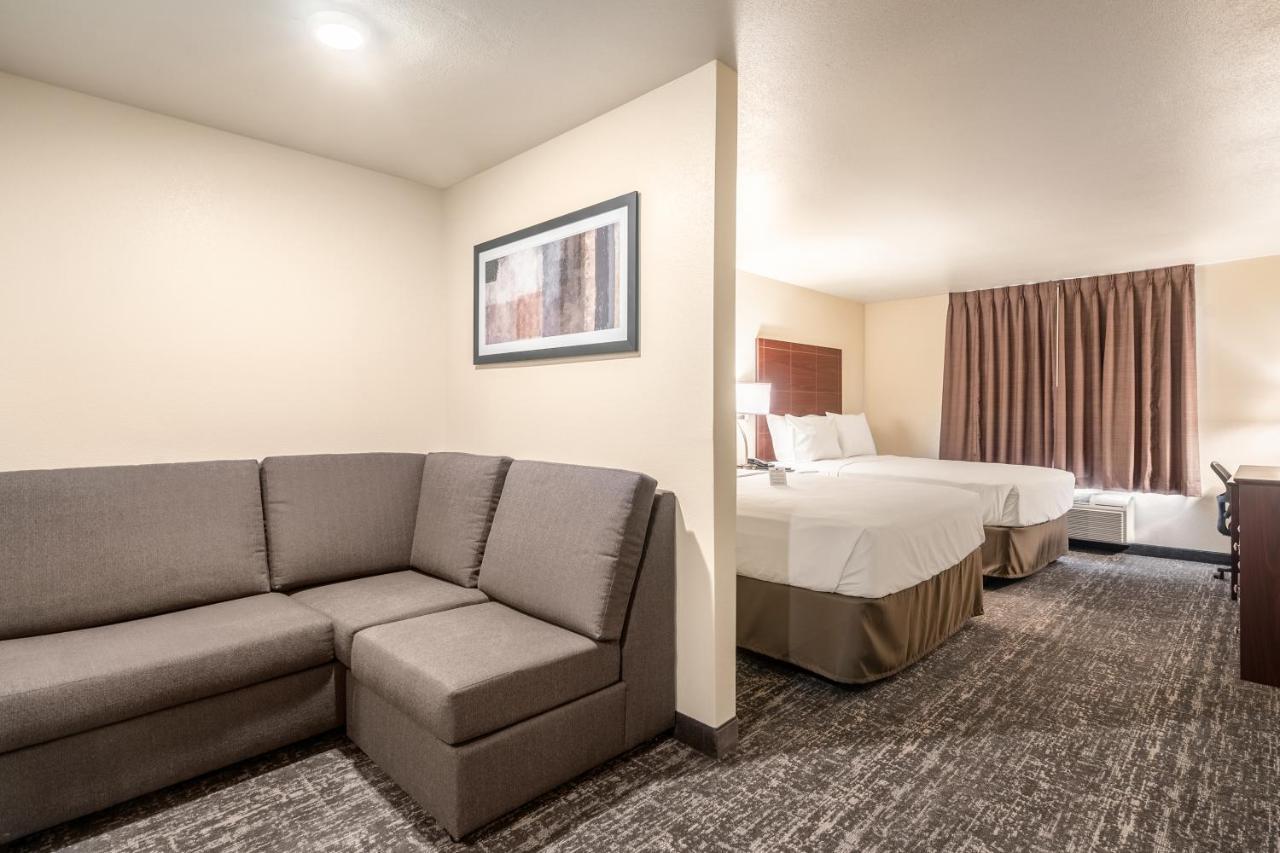Cobblestone Inn & Suites - Kermit Exterior photo