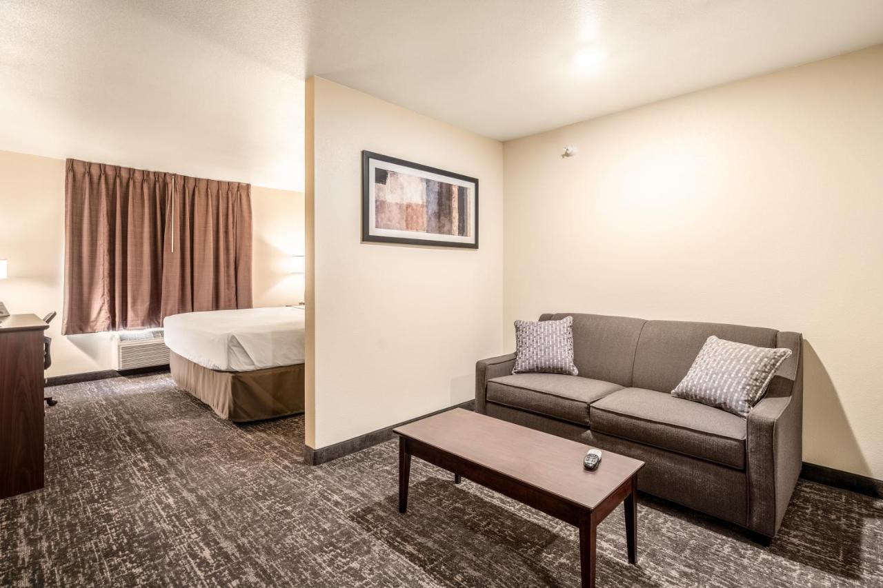Cobblestone Inn & Suites - Kermit Exterior photo